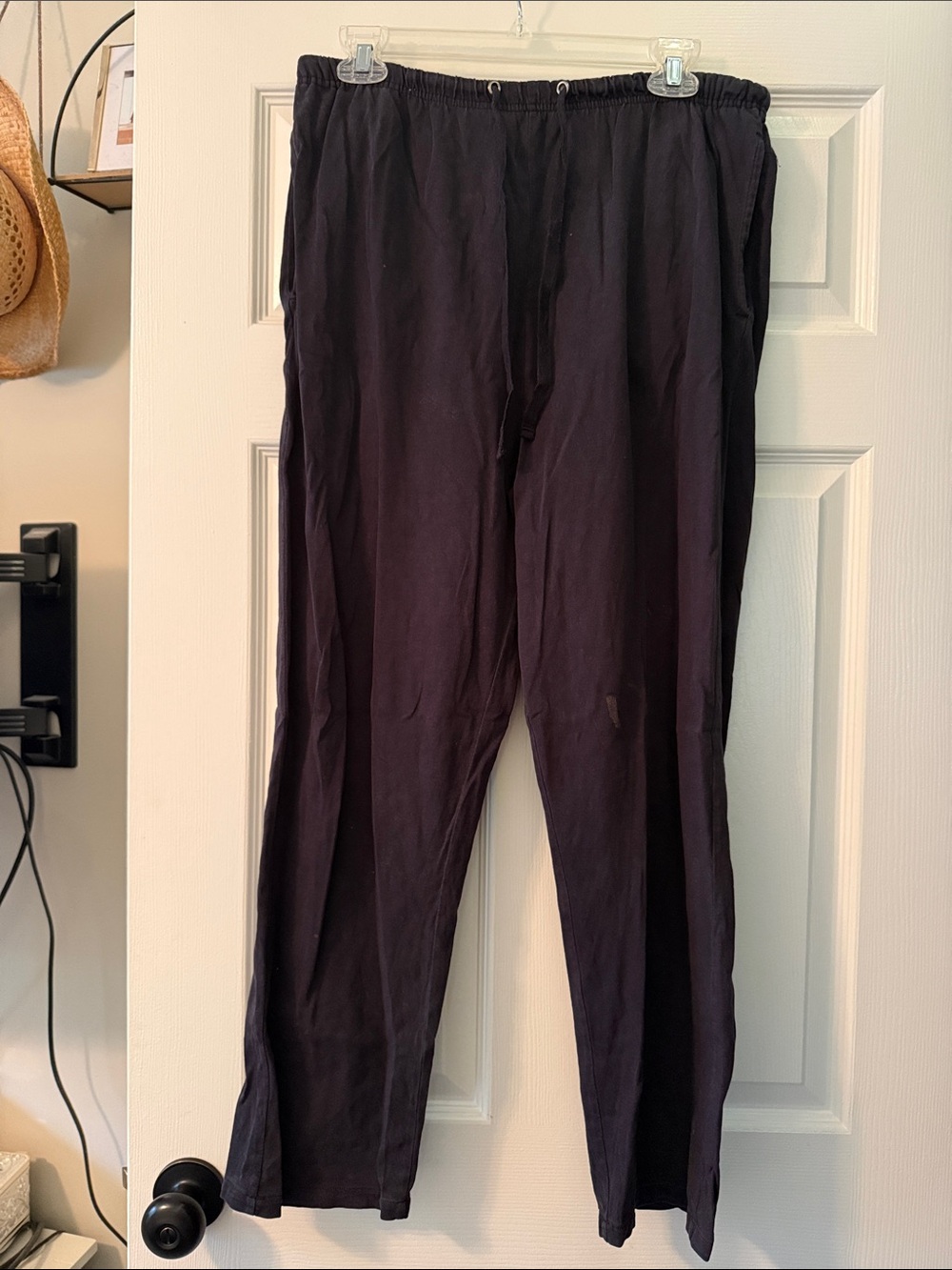 Wide-Leg Elastic-Waist Pants in Black - Comfortable Everyday Style